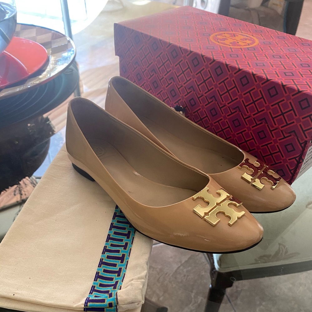 Tory Burch Raleigh Flat - Picture 3 of 3